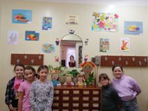 Участники выставки "Краски осени"